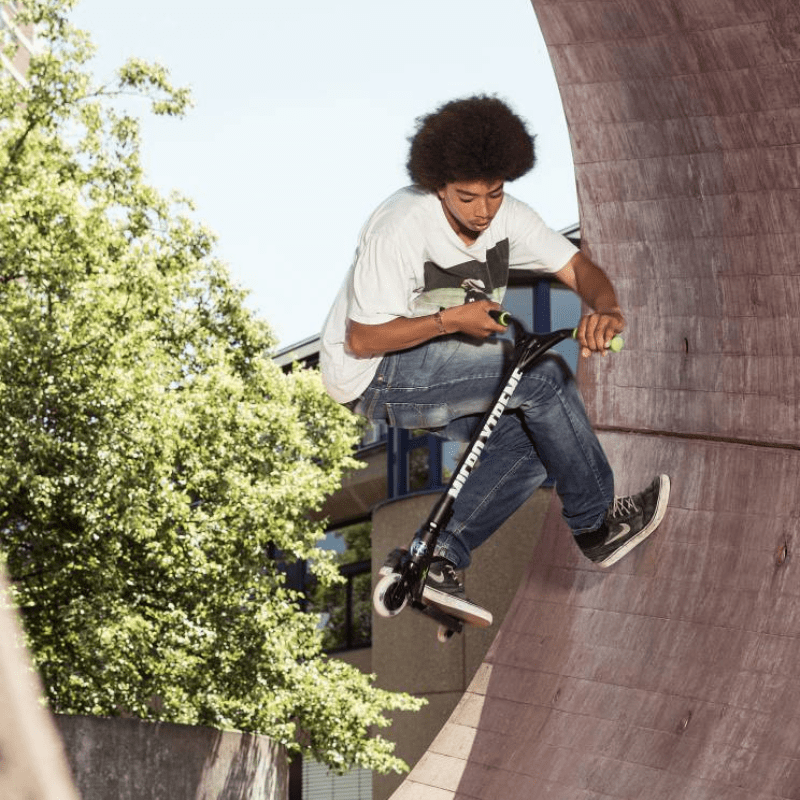 Micro MX Trixx 2.0 Zwart + PEGS