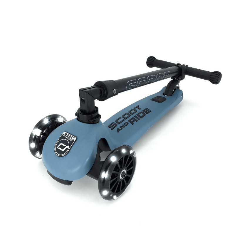 Scoot and Ride Highwaykick 3 Steel ingeklapt